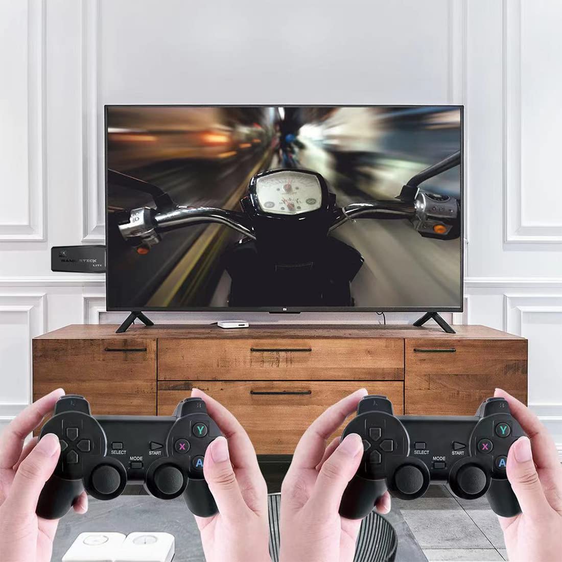 4K Retro Game Console with 2 Wireless Controllers 64GB D622461