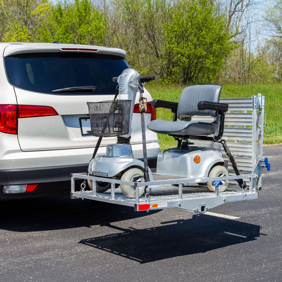 Scooter Wheelchair Hitch Carrier with Ramp, 500 lb Capacity J700394